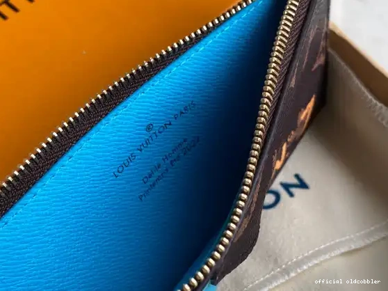 Official oldcobbler VUITTON CC HOLDER LOUIS 0609